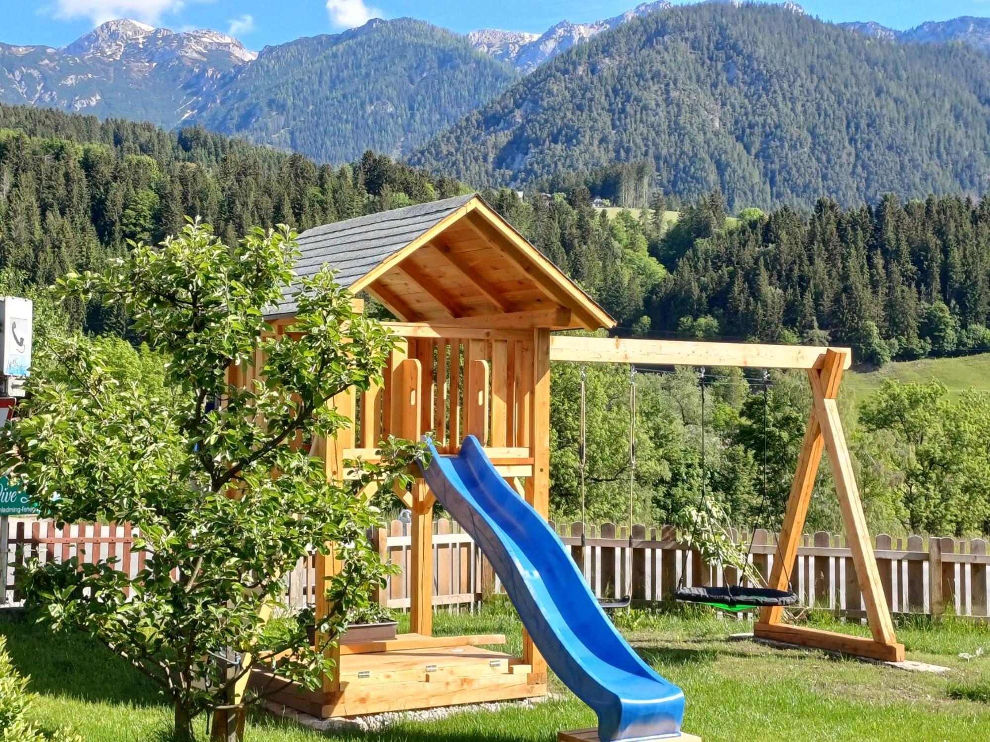 Apartments Haufhof , Haus Im Ennstal Bei Schladming Bagian luar foto